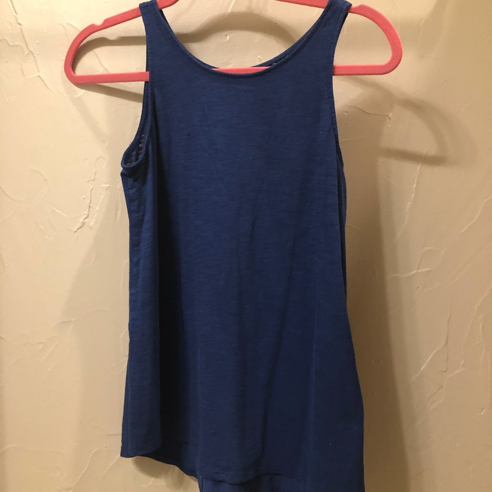Old navy blue top